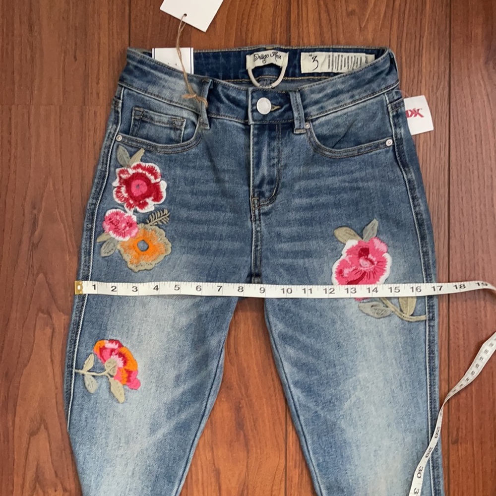 Indigo Rein embroidery flowers skinny jeans 3 NWT - Picture 8 of 8